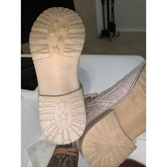 Eva and Zoe girls' size 4 pink glitter boots, new - Picture 3 of 5